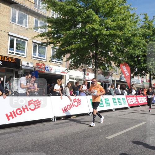 15.09.2024 - PSD Bank Halbmarathon Miley Keyser http://msf.ph/oto/7060514 15.09.2024 12:08:57 Ziel 1446, 1664, 1699, 1786, 1912, 1949, 2165, 2214, 2240, 2621, 2796, 2891, 2908, 3200 meine-sportfotos.de