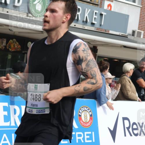 15.09.2024 - PSD Bank Halbmarathon Michael Strokosch http://msf.ph/oto/7060523 15.09.2024 11:43:22 Ziel 750, 1190, 1273, 1279, 1299, 1322, 1332, 1377, 1443, 1653, 1901, 2488, 2565, 2637, 2641 meine-sportfotos.de