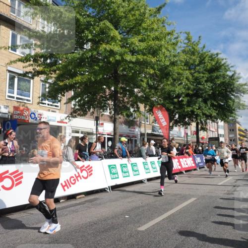 15.09.2024 - PSD Bank Halbmarathon Miley Keyser http://msf.ph/oto/7060530 15.09.2024 12:08:58 Ziel 1446, 1664, 1699, 1786, 1912, 1949, 2165, 2214, 2240, 2621, 2796, 2891, 2908, 3200 meine-sportfotos.de
