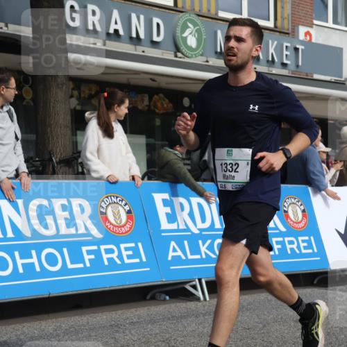 15.09.2024 - PSD Bank Halbmarathon Michael Strokosch http://msf.ph/oto/7060531 15.09.2024 11:43:24 Ziel 750, 1190, 1279, 1299, 1322, 1332, 1377, 1443, 1545, 1653, 1901, 2488, 2565, 2637 meine-sportfotos.de