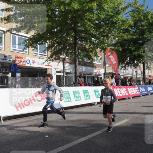 15.09.2024 - PSD Bank Halbmarathon Miley Keyser http://msf.ph/oto/7060536 15.09.2024 10:32:33 Ziel 1, 40, 68, 83, 157, 176, 182, 193, 232, 280, 283, 301 meine-sportfotos.de