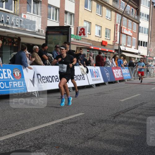 15.09.2024 - PSD Bank Halbmarathon Michael Strokosch http://msf.ph/oto/7060541 15.09.2024 11:43:26 Ziel 750, 1190, 1279, 1299, 1322, 1332, 1377, 1443, 1545, 1653, 1901, 2488, 2565, 2637 meine-sportfotos.de