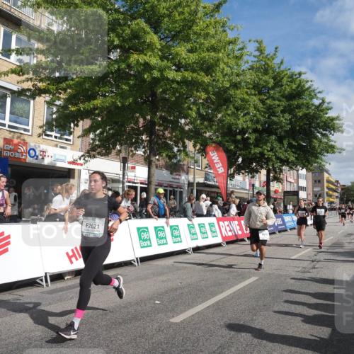 15.09.2024 - PSD Bank Halbmarathon Miley Keyser http://msf.ph/oto/7060555 15.09.2024 12:08:59 Ziel 1446, 1664, 1699, 1786, 1912, 1949, 2165, 2214, 2240, 2621, 2796, 2891, 2908, 3200 meine-sportfotos.de