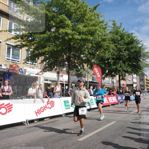 15.09.2024 - PSD Bank Halbmarathon Miley Keyser http://msf.ph/oto/7060574 15.09.2024 12:09:00 Ziel 1446, 1664, 1699, 1786, 1912, 1949, 2165, 2214, 2240, 2621, 2796, 2891, 2908, 3060, 3200 meine-sportfotos.de