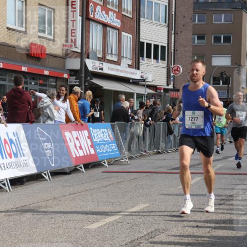 15.09.2024 - PSD Bank Halbmarathon Michael Strokosch http://msf.ph/oto/7060587 15.09.2024 11:43:37 Ziel 750, 1162, 1190, 1272, 1277, 1322, 1411, 1545, 1650, 1721, 1839, 1901, 2552 meine-sportfotos.de
