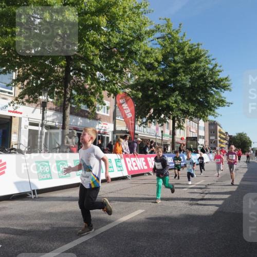 15.09.2024 - PSD Bank Halbmarathon Miley Keyser http://msf.ph/oto/7060588 15.09.2024 10:32:39 Ziel 1, 4, 40, 68, 83, 176, 182, 232, 241, 275, 283, 301, 302 meine-sportfotos.de