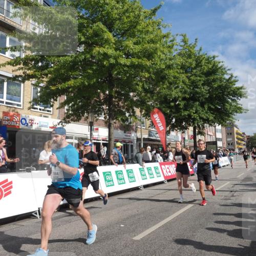 15.09.2024 - PSD Bank Halbmarathon Miley Keyser http://msf.ph/oto/7060594 15.09.2024 12:09:01 Ziel 1446, 1664, 1699, 1786, 1912, 1949, 2165, 2214, 2240, 2621, 2796, 2891, 2908, 3060, 3200 meine-sportfotos.de