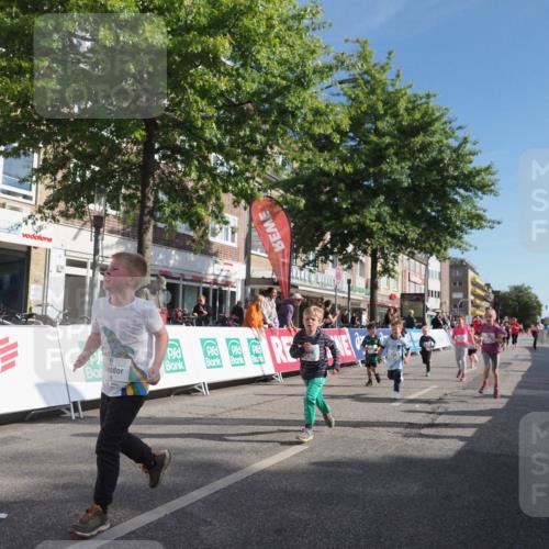 15.09.2024 - PSD Bank Halbmarathon Miley Keyser http://msf.ph/oto/7060596 15.09.2024 10:32:39 Ziel 1, 4, 40, 68, 83, 176, 182, 232, 241, 275, 283, 301, 302 meine-sportfotos.de