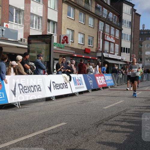 15.09.2024 - PSD Bank Halbmarathon Michael Strokosch http://msf.ph/oto/7060597 15.09.2024 11:43:39 Ziel 750, 1162, 1190, 1272, 1277, 1322, 1411, 1545, 1650, 1721, 1839, 2552 meine-sportfotos.de