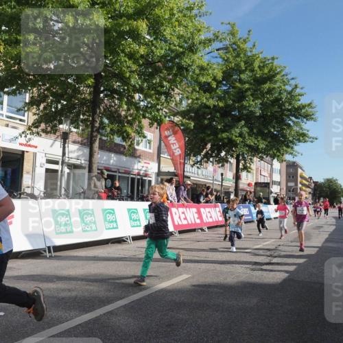 15.09.2024 - PSD Bank Halbmarathon Miley Keyser http://msf.ph/oto/7060604 15.09.2024 10:32:39 Ziel 1, 4, 40, 68, 83, 176, 182, 232, 241, 275, 283, 301, 302 meine-sportfotos.de