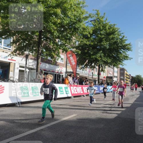 15.09.2024 - PSD Bank Halbmarathon Miley Keyser http://msf.ph/oto/7060612 15.09.2024 10:32:40 Ziel 1, 4, 40, 68, 83, 176, 182, 232, 241, 275, 283, 301, 302 meine-sportfotos.de