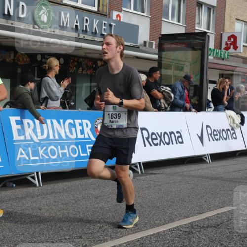 15.09.2024 - PSD Bank Halbmarathon Michael Strokosch http://msf.ph/oto/7060629 15.09.2024 11:43:44 Ziel 717, 1162, 1196, 1246, 1272, 1277, 1398, 1411, 1457, 1545, 1650, 1721, 1839, 2552 meine-sportfotos.de