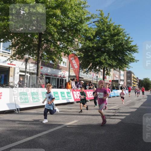 15.09.2024 - PSD Bank Halbmarathon Miley Keyser http://msf.ph/oto/7060640 15.09.2024 10:32:41 Ziel 1, 4, 33, 40, 68, 83, 176, 182, 232, 241, 275, 283, 301, 302 meine-sportfotos.de