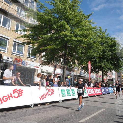 15.09.2024 - PSD Bank Halbmarathon Miley Keyser http://msf.ph/oto/7060646 15.09.2024 12:09:03 Ziel 1446, 1664, 1699, 1786, 1912, 1949, 2165, 2214, 2240, 2621, 2796, 2891, 2908, 3060, 3167, 3200 meine-sportfotos.de