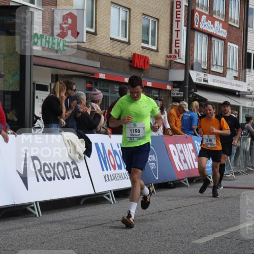 15.09.2024 - PSD Bank Halbmarathon Michael Strokosch http://msf.ph/oto/7060649 15.09.2024 11:43:50 Ziel 717, 720, 1162, 1196, 1246, 1250, 1272, 1304, 1398, 1411, 1457, 1650, 1721, 1771, 1839, 2482, 2552 meine-sportfotos.de