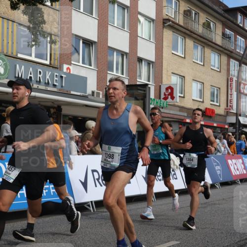 15.09.2024 - PSD Bank Halbmarathon Michael Strokosch http://msf.ph/oto/7060668 15.09.2024 11:43:53 Ziel 717, 720, 950, 1162, 1196, 1246, 1250, 1272, 1304, 1398, 1411, 1457, 1650, 1721, 1771, 1839, 2482, 2967 meine-sportfotos.de