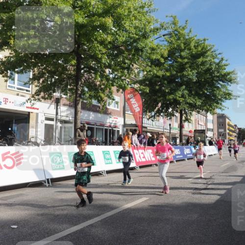 15.09.2024 - PSD Bank Halbmarathon Miley Keyser http://msf.ph/oto/7060669 15.09.2024 10:32:42 Ziel 1, 4, 33, 40, 68, 83, 176, 182, 232, 241, 275, 283, 302 meine-sportfotos.de