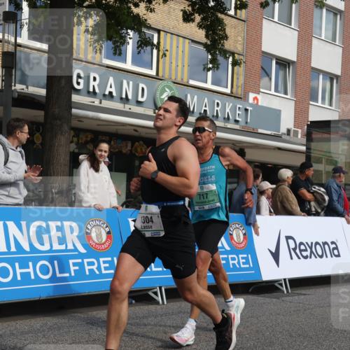 15.09.2024 - PSD Bank Halbmarathon Michael Strokosch http://msf.ph/oto/7060676 15.09.2024 11:43:54 Ziel 717, 720, 950, 1162, 1196, 1246, 1250, 1272, 1304, 1398, 1411, 1457, 1721, 1771, 1839, 2482, 2967 meine-sportfotos.de