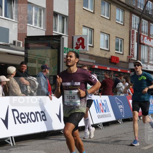 15.09.2024 - PSD Bank Halbmarathon Michael Strokosch http://msf.ph/oto/7060691 15.09.2024 11:43:57 Ziel 717, 720, 950, 1196, 1246, 1250, 1272, 1304, 1334, 1398, 1411, 1457, 1771, 1909, 2482, 2967 meine-sportfotos.de