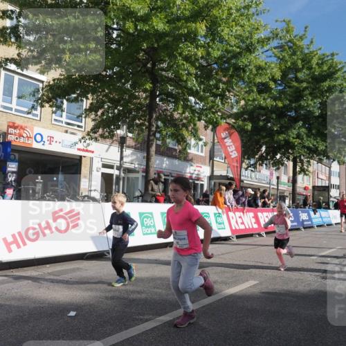 15.09.2024 - PSD Bank Halbmarathon Miley Keyser http://msf.ph/oto/7060694 15.09.2024 10:32:43 Ziel 1, 4, 33, 40, 68, 83, 176, 182, 232, 241, 275, 283, 302 meine-sportfotos.de