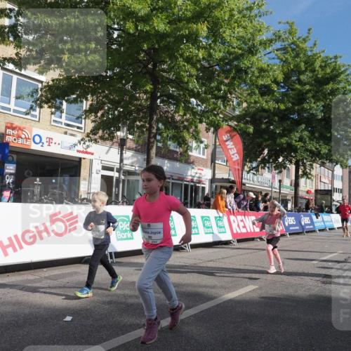 15.09.2024 - PSD Bank Halbmarathon Miley Keyser http://msf.ph/oto/7060698 15.09.2024 10:32:43 Ziel 1, 4, 33, 40, 68, 83, 176, 182, 232, 241, 275, 283, 302 meine-sportfotos.de