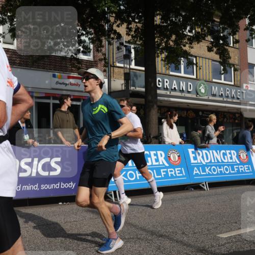 15.09.2024 - PSD Bank Halbmarathon Michael Strokosch http://msf.ph/oto/7060703 15.09.2024 11:43:59 Ziel 717, 720, 950, 1196, 1246, 1250, 1304, 1334, 1398, 1457, 1771, 1909, 2482, 2967 meine-sportfotos.de