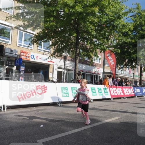 15.09.2024 - PSD Bank Halbmarathon Miley Keyser http://msf.ph/oto/7060715 15.09.2024 10:32:44 Ziel 1, 4, 33, 68, 83, 176, 182, 232, 241, 275, 283, 302 meine-sportfotos.de