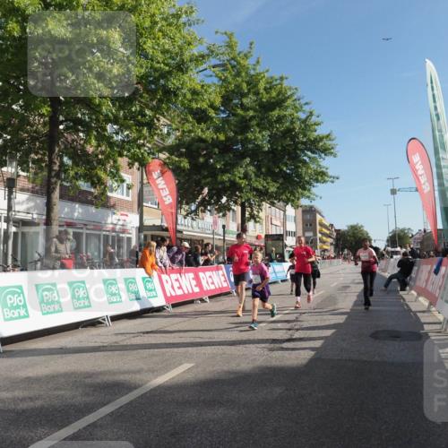 15.09.2024 - PSD Bank Halbmarathon Miley Keyser http://msf.ph/oto/7060730 15.09.2024 10:32:46 Ziel 1, 4, 33, 68, 83, 176, 182, 232, 241, 275, 283, 302 meine-sportfotos.de