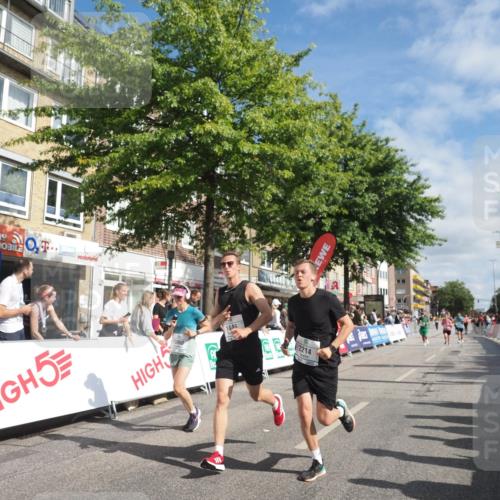 15.09.2024 - PSD Bank Halbmarathon Miley Keyser http://msf.ph/oto/7060752 15.09.2024 12:09:08 Ziel 1446, 1664, 1786, 1912, 2165, 2214, 2240, 2437, 2621, 2796, 2908, 3060, 3167, 3200, 3526 meine-sportfotos.de