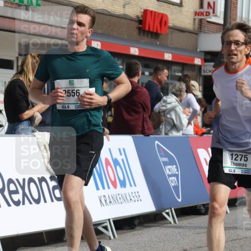 15.09.2024 - PSD Bank Halbmarathon Michael Strokosch http://msf.ph/oto/7060767 15.09.2024 11:44:10 Ziel 950, 962, 1166, 1180, 1256, 1275, 1282, 1334, 1389, 1628, 1909, 2556, 2667, 2967 meine-sportfotos.de