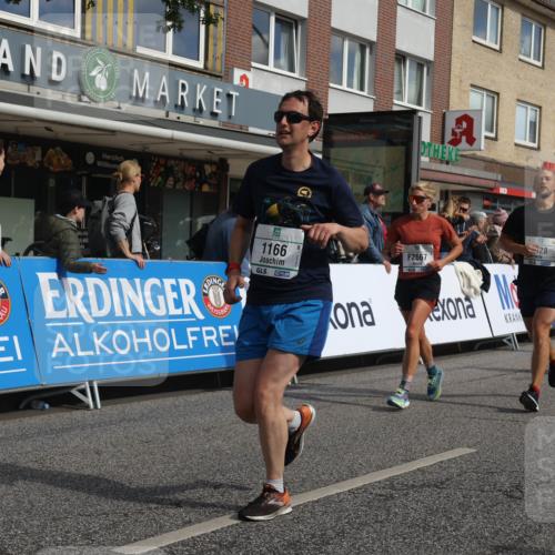 15.09.2024 - PSD Bank Halbmarathon Michael Strokosch http://msf.ph/oto/7060800 15.09.2024 11:44:15 Ziel 962, 1166, 1180, 1227, 1256, 1275, 1282, 1317, 1334, 1389, 1450, 1628, 1909, 2556, 2667 meine-sportfotos.de