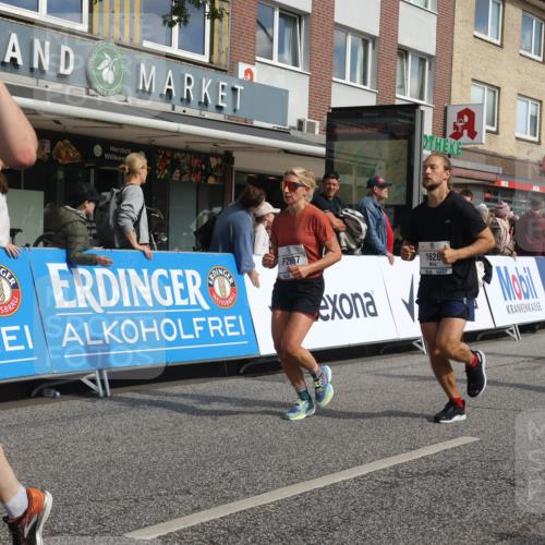 15.09.2024 - PSD Bank Halbmarathon Michael Strokosch http://msf.ph/oto/7060805 15.09.2024 11:44:16 Ziel 962, 1166, 1180, 1227, 1256, 1275, 1282, 1317, 1334, 1389, 1450, 1628, 1909, 2496, 2556, 2667 meine-sportfotos.de