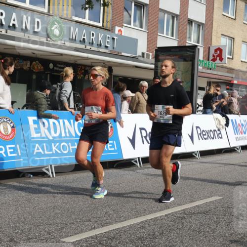 15.09.2024 - PSD Bank Halbmarathon Michael Strokosch http://msf.ph/oto/7060809 15.09.2024 11:44:16 Ziel 962, 1166, 1180, 1227, 1256, 1275, 1282, 1317, 1334, 1389, 1450, 1628, 1909, 2496, 2556, 2667 meine-sportfotos.de