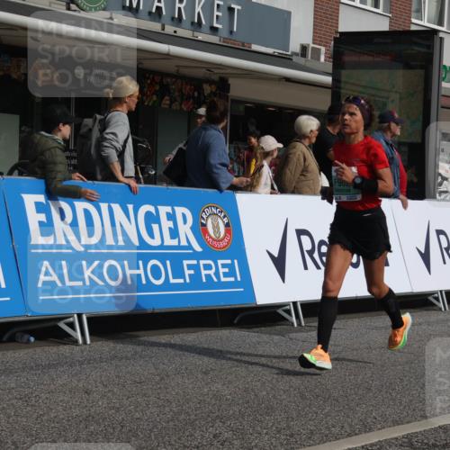 15.09.2024 - PSD Bank Halbmarathon Michael Strokosch http://msf.ph/oto/7060827 15.09.2024 11:44:19 Ziel 962, 1166, 1180, 1227, 1256, 1275, 1282, 1317, 1389, 1450, 1628, 2496, 2556, 2667 meine-sportfotos.de