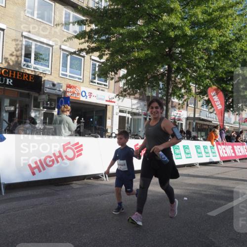 15.09.2024 - PSD Bank Halbmarathon Miley Keyser http://msf.ph/oto/7060846 15.09.2024 10:32:51 Ziel 1, 4, 33, 83, 176, 182, 232, 241, 275, 283, 302 meine-sportfotos.de