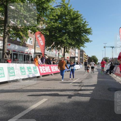 15.09.2024 - PSD Bank Halbmarathon Miley Keyser http://msf.ph/oto/7060858 15.09.2024 10:33:18 Ziel 224 meine-sportfotos.de