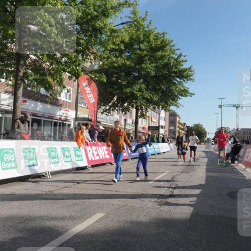 15.09.2024 - PSD Bank Halbmarathon Miley Keyser http://msf.ph/oto/7060866 15.09.2024 10:33:19 Ziel 224 meine-sportfotos.de