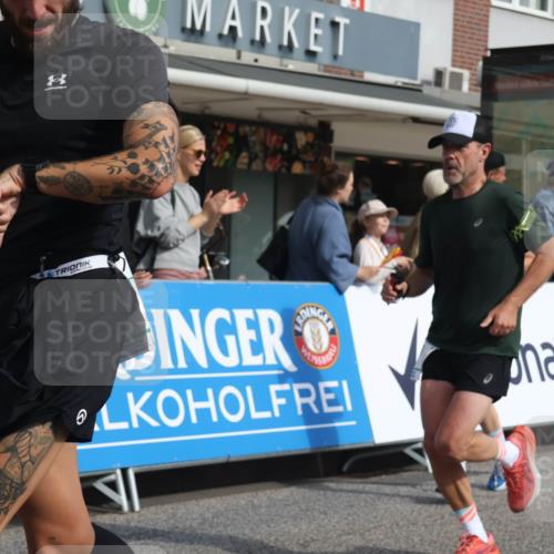 15.09.2024 - PSD Bank Halbmarathon Michael Strokosch http://msf.ph/oto/7060883 15.09.2024 11:44:30 Ziel 442, 773, 1179, 1206, 1227, 1317, 1450, 1583, 1598, 1806, 2496, 2554, 3515 meine-sportfotos.de