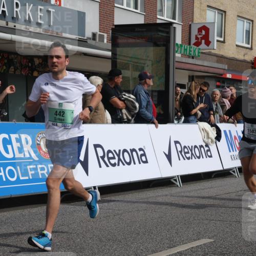 15.09.2024 - PSD Bank Halbmarathon Michael Strokosch http://msf.ph/oto/7060895 15.09.2024 11:44:31 Ziel 442, 773, 1179, 1206, 1227, 1317, 1450, 1583, 1598, 1734, 1806, 2496, 2554, 3515 meine-sportfotos.de
