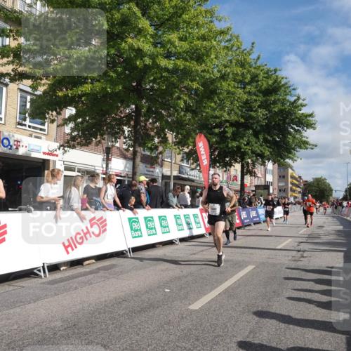 15.09.2024 - PSD Bank Halbmarathon Miley Keyser http://msf.ph/oto/7060896 15.09.2024 12:09:28 Ziel 1778, 1855, 1966, 1994, 2132, 2179, 2408, 2868, 2878, 2890, 2997, 3050, 3526 meine-sportfotos.de