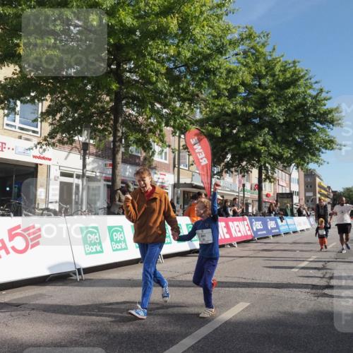 15.09.2024 - PSD Bank Halbmarathon Miley Keyser http://msf.ph/oto/7060906 15.09.2024 10:33:21 Ziel 224, 304 meine-sportfotos.de