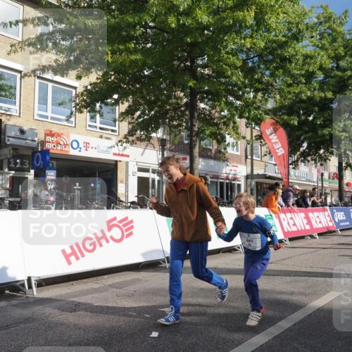 15.09.2024 - PSD Bank Halbmarathon Miley Keyser http://msf.ph/oto/7060919 15.09.2024 10:33:21 Ziel 224, 304 meine-sportfotos.de