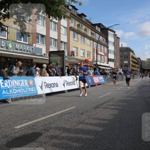 15.09.2024 - PSD Bank Halbmarathon Michael Strokosch http://msf.ph/oto/7060921 15.09.2024 11:44:36 Ziel 442, 773, 1179, 1206, 1583, 1598, 1623, 1734, 1806, 2496, 2534, 2554, 3515 meine-sportfotos.de