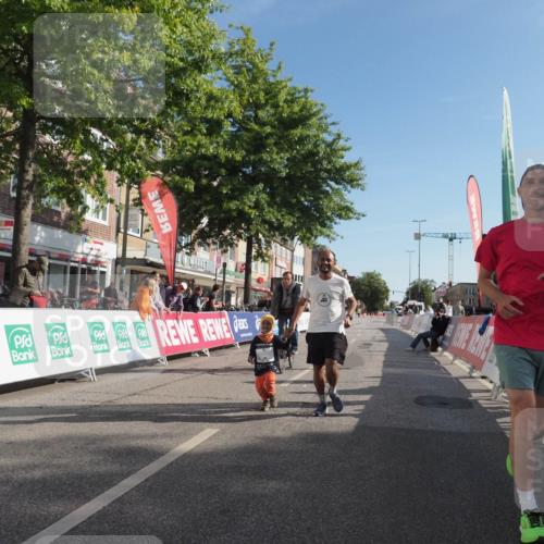 15.09.2024 - PSD Bank Halbmarathon Miley Keyser http://msf.ph/oto/7060928 15.09.2024 10:33:23 Ziel 224, 304 meine-sportfotos.de