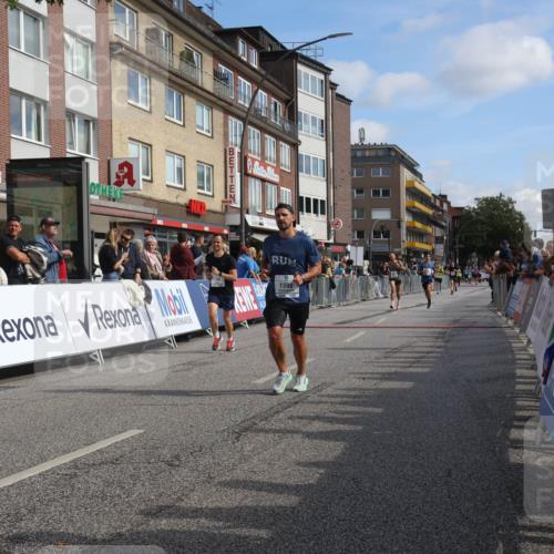 15.09.2024 - PSD Bank Halbmarathon Michael Strokosch http://msf.ph/oto/7060929 15.09.2024 11:44:38 Ziel 442, 773, 1179, 1206, 1583, 1598, 1623, 1734, 1806, 2534, 2554, 3515 meine-sportfotos.de