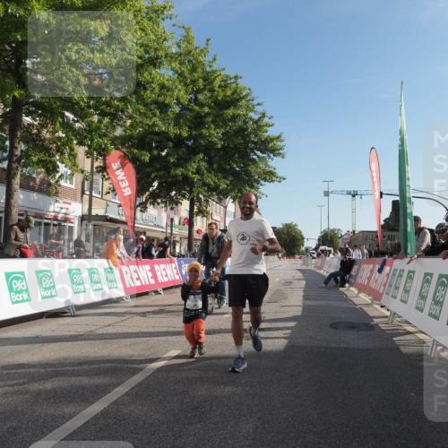 15.09.2024 - PSD Bank Halbmarathon Miley Keyser http://msf.ph/oto/7060936 15.09.2024 10:33:24 Ziel 224, 304 meine-sportfotos.de