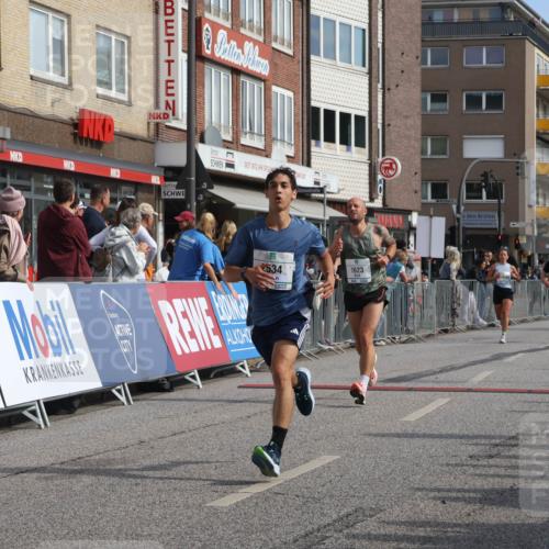 15.09.2024 - PSD Bank Halbmarathon Michael Strokosch http://msf.ph/oto/7060948 15.09.2024 11:44:42 Ziel 442, 773, 1167, 1206, 1583, 1598, 1623, 1734, 1806, 2534, 2679 meine-sportfotos.de