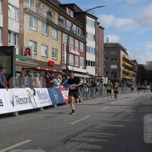 15.09.2024 - PSD Bank Halbmarathon Michael Strokosch http://msf.ph/oto/7060973 15.09.2024 11:44:47 Ziel 916, 1167, 1415, 1598, 1623, 1734, 1806, 2534, 2679 meine-sportfotos.de
