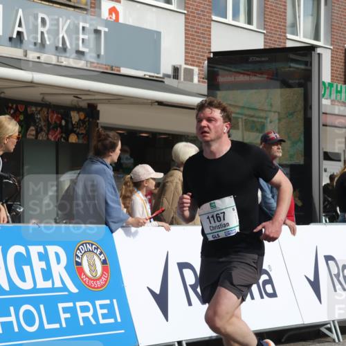 15.09.2024 - PSD Bank Halbmarathon Michael Strokosch http://msf.ph/oto/7060986 15.09.2024 11:44:49 Ziel 916, 1167, 1415, 1598, 1623, 1734, 2534, 2679 meine-sportfotos.de