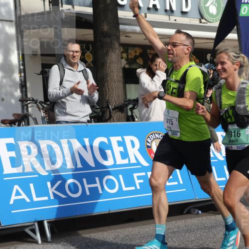 15.09.2024 - PSD Bank Halbmarathon Michael Strokosch http://msf.ph/oto/7061016 15.09.2024 11:44:54 Ziel 916, 949, 1114, 1167, 1415, 1587, 1623, 1988, 2534, 2679, 3514 meine-sportfotos.de